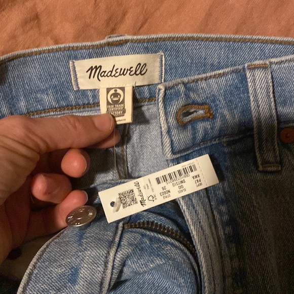 Madewell The Perfect Vintage Wide-Leg Crop Jean - Picture 6 of 6